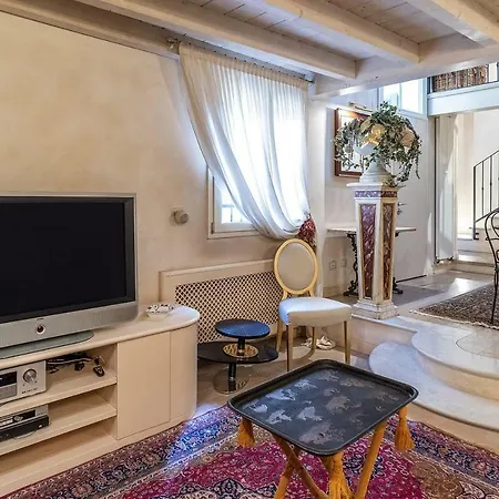 Sabrina's By Short Holidays